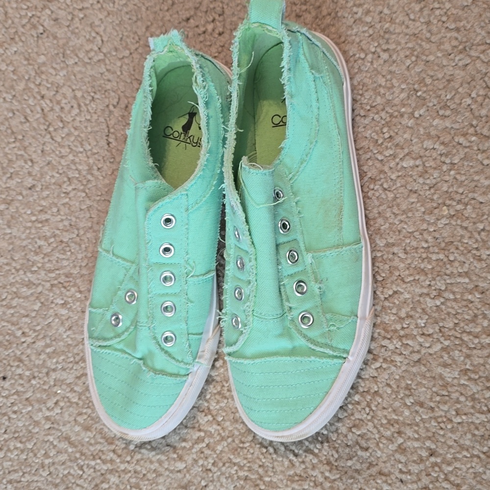 Green corky shoes  size 8